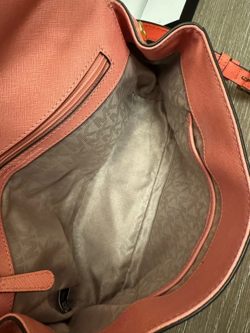 Michael Kors Coral-Gradient Top Handle Satchel - Picture 3 of 13